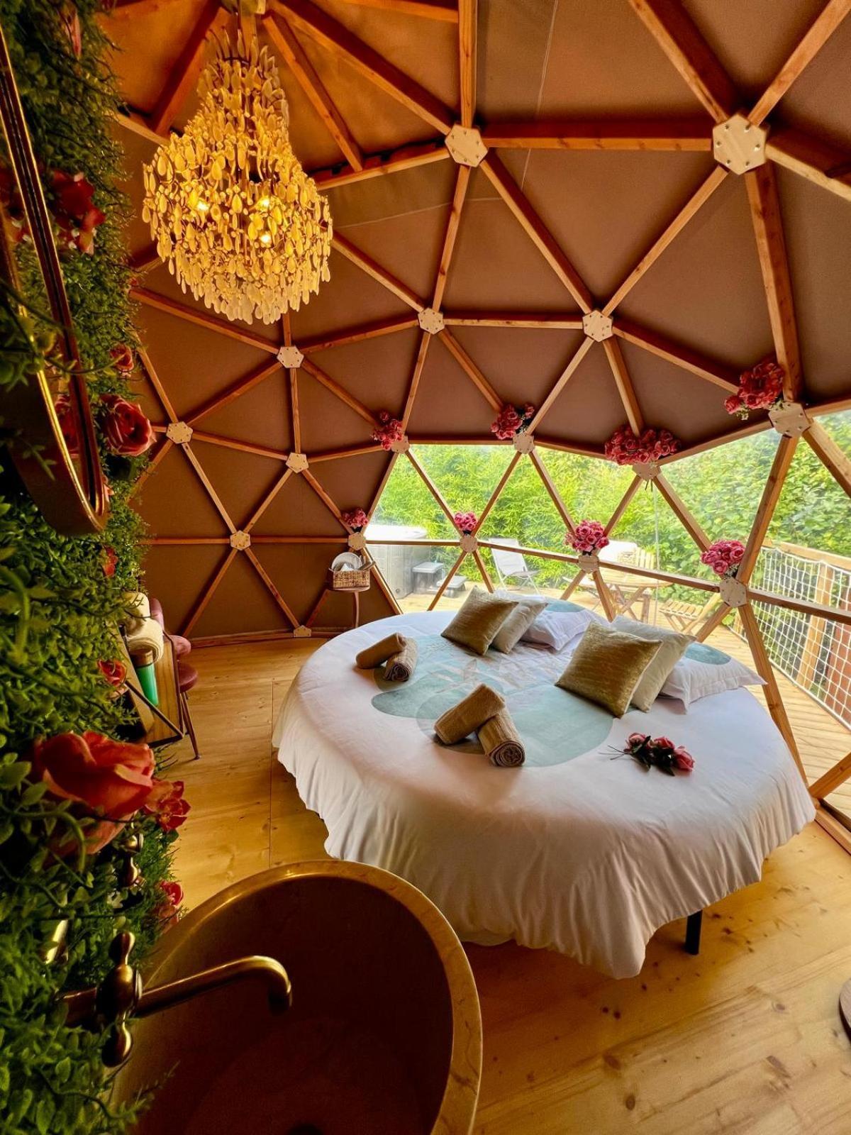 Le Nid D'Eliyah, Suites Avec Jacuzzi 15Min Disneyland Paris Нантей-ле-Мо Экстерьер фото